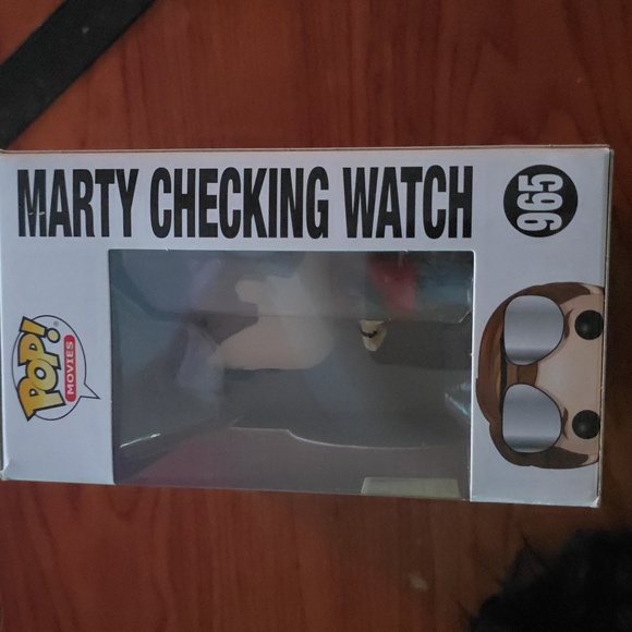 Funko Pop Marty with Red Jacket and Blue Jeans - Picture 4 of 6